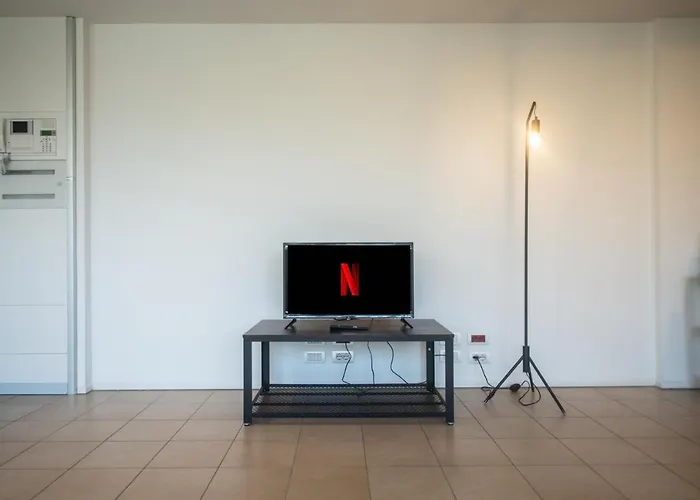 Appartement 350 M Dalla Stazione L Parcheggio Free L Nova Loft Parma