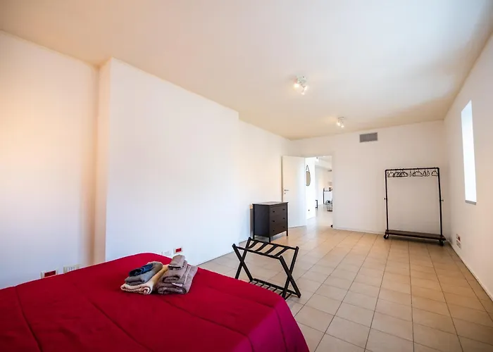 Appartement 350 M Dalla Stazione L Parcheggio Free L Nova Loft Parma