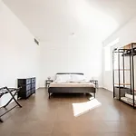350 M Dalla Stazione L Parcheggio Free L Nova Loft Διαμέρισμα