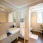 350 M Dalla Stazione L Parcheggio Free L Nova Loft Апартаменты *