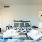 350 M Dalla Stazione L Parcheggio Free L Nova Loft * Πάρμα