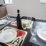 350 M Dalla Stazione L Parcheggio Free L Nova Loft Парма