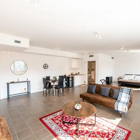 Apartament 350 M Dalla Stazione L Parcheggio Free L Nova Loft *