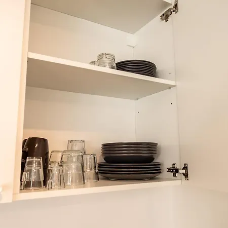 350 M Dalla Stazione L Parcheggio Free L Nova Loft פארמה