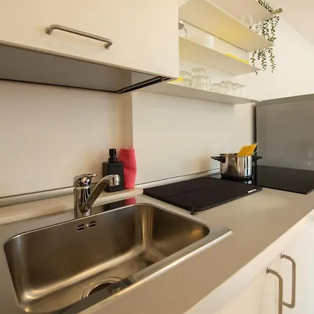 דירה 350 M Dalla Stazione L Parcheggio Free L Nova Loft *