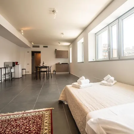 350 M Dalla Stazione L Parcheggio Free L Nova Loft דירה *