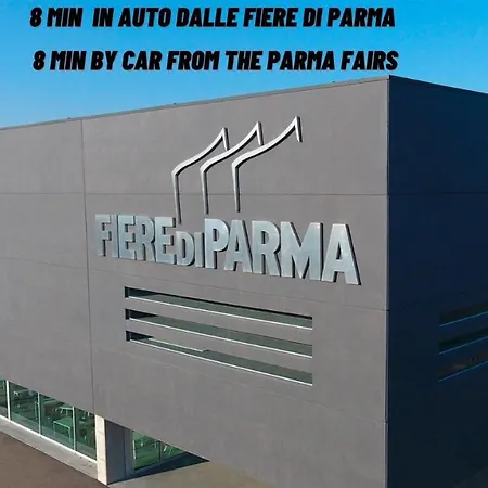 350 M Dalla Stazione L Parcheggio Free L Nova Loft דירה פארמה