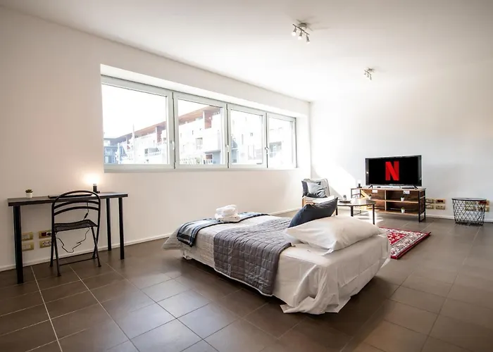 350 M Dalla Stazione L Parcheggio Free L Nova Loft Daire Parma