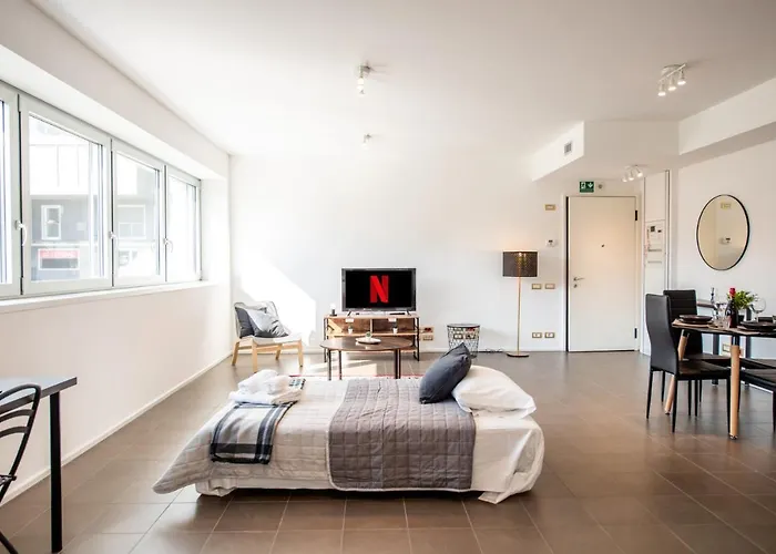 Апартаменты 350 M Dalla Stazione L Parcheggio Free L Nova Loft