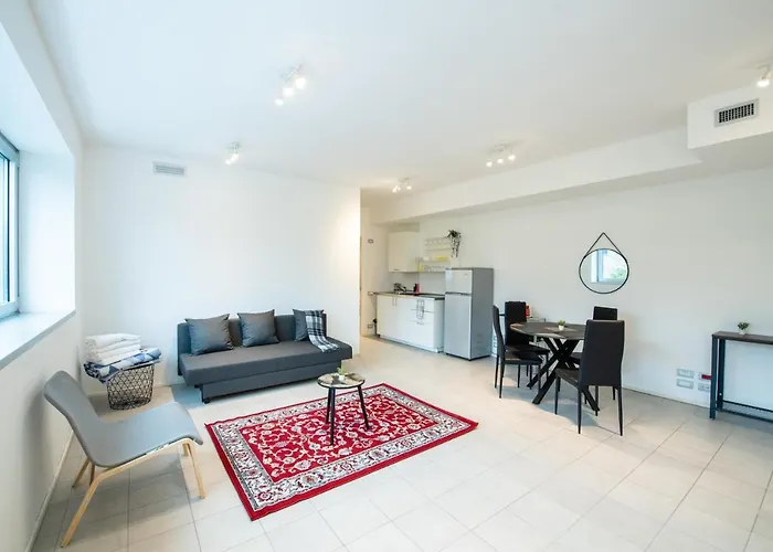 350 M Dalla Stazione L Parcheggio Free L Nova Loft Parma