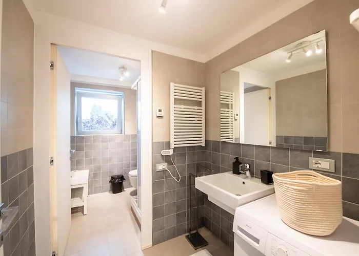 Apartament 350 M Dalla Stazione L Parcheggio Free L Nova Loft