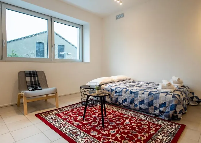 350 M Dalla Stazione L Parcheggio Free L Nova Loft Daire Parma