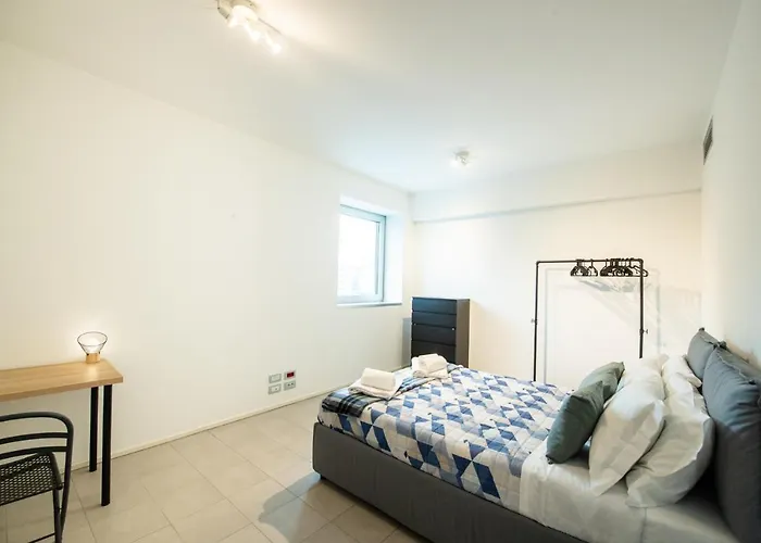 Apartament 350 M Dalla Stazione L Parcheggio Free L Nova Loft *