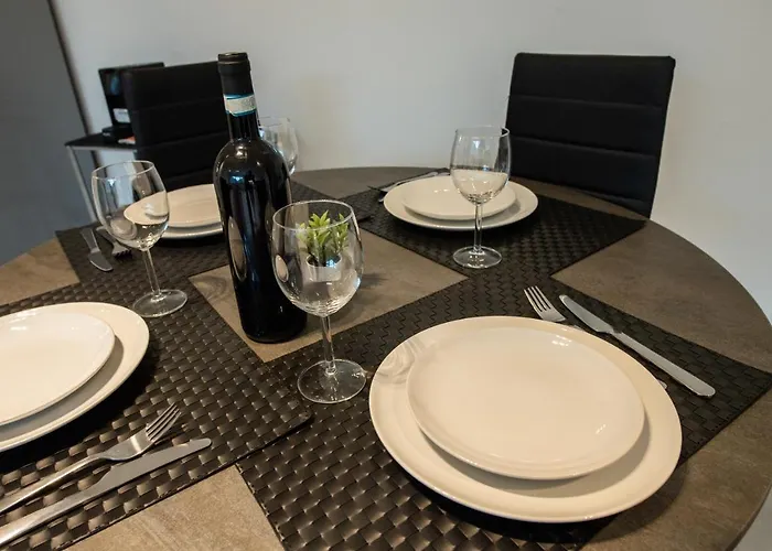 350 M Dalla Stazione L Parcheggio Free L Nova Loft *