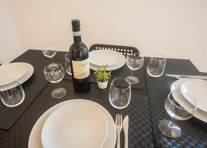 Apartament 350 M Dalla Stazione L Parcheggio Free L Nova Loft