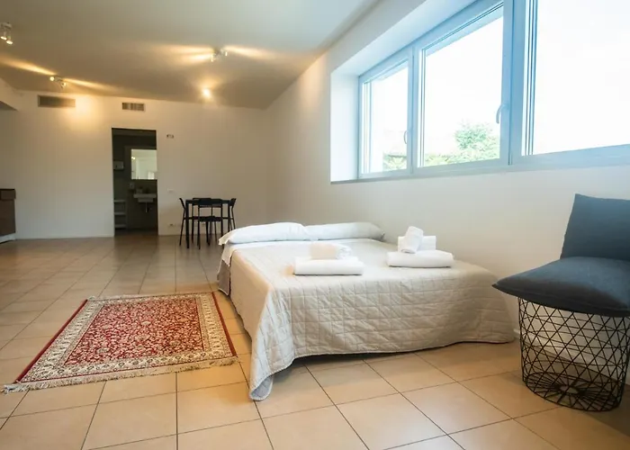 350 M Dalla Stazione L Parcheggio Free L Nova Loft Apartamento *