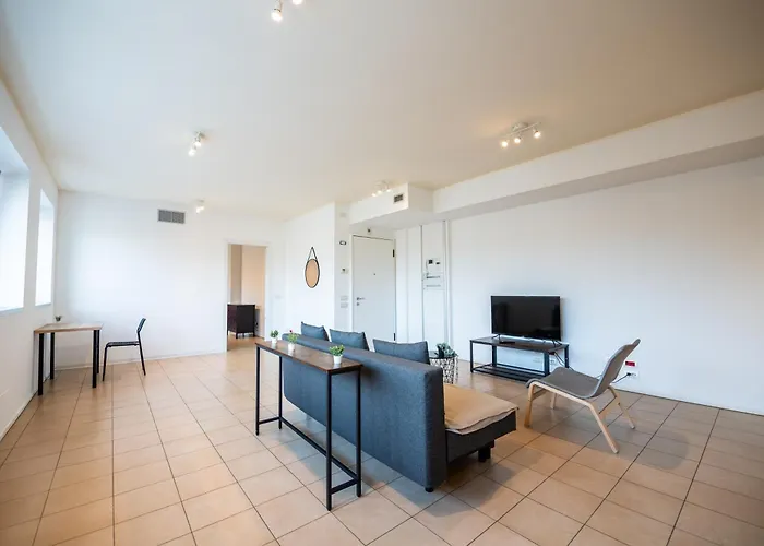 Apartamento 350 M Dalla Stazione L Parcheggio Free L Nova Loft